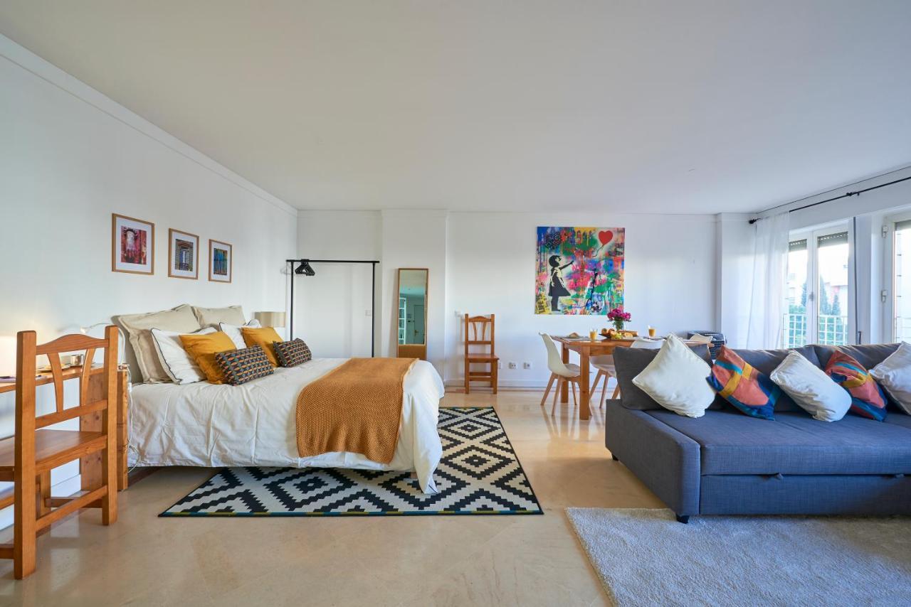 Modern Apartment With Swiming Pool & Garage - Lisbona Esterno foto